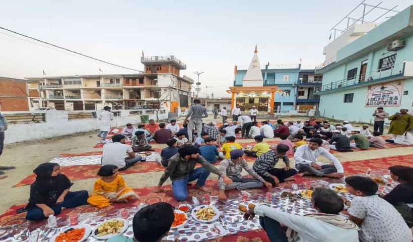 https://kolkata24.in/wp-content/uploads/2025/03/iftar.jpg
