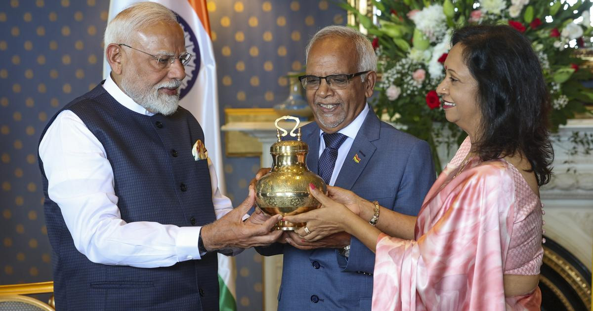 PM Modi Returns to Delhi After Mauritius Visit, Paves New Path for Bilateral Relations