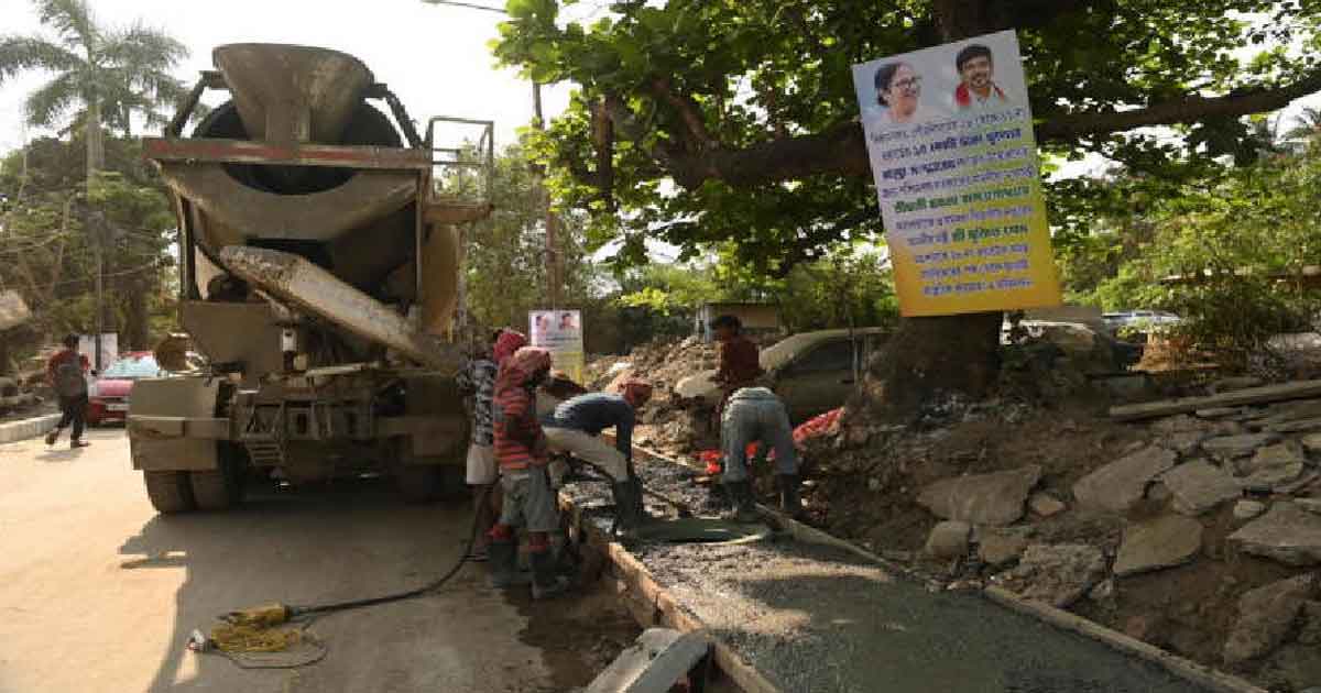 https://kolkata24.in/wp-content/uploads/2025/03/road.jpg