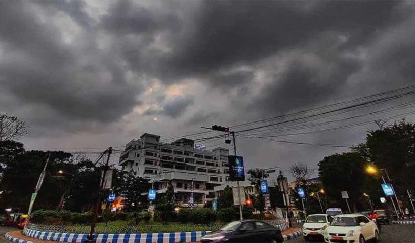 Disastrous Weather Alert! Alipore Met Office Warns of Relentless Heavy Rainfall