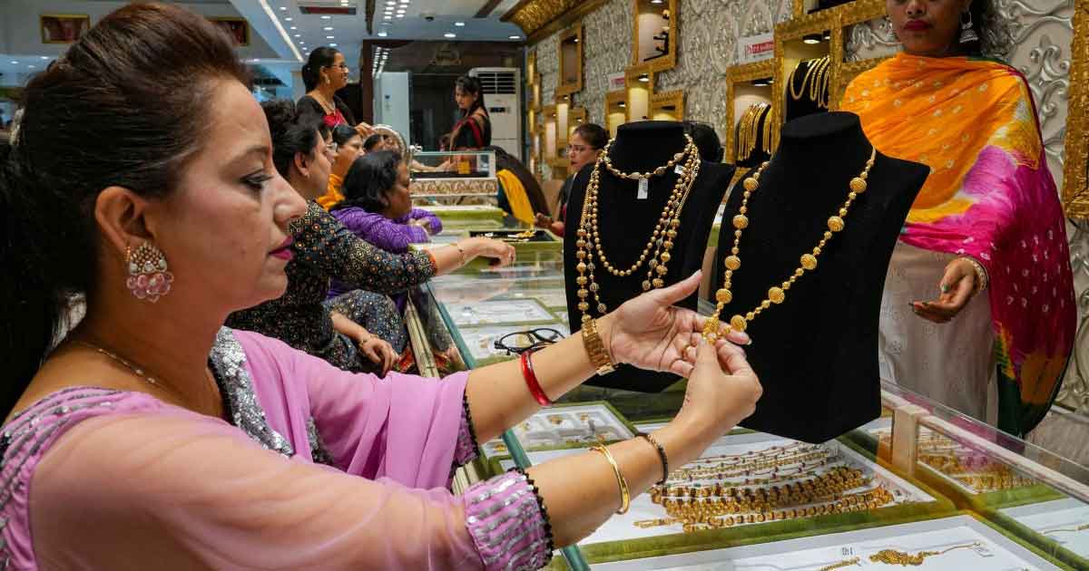 kolkata-gold-price-today-fresh-hike-recorded-on-sept-14-2025