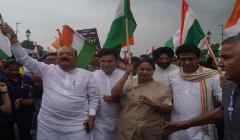 bjp starts tiranga