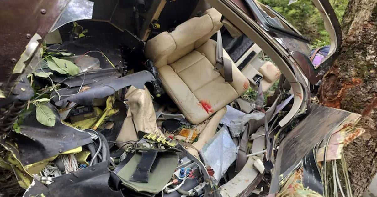 5 dead after chopper crashes