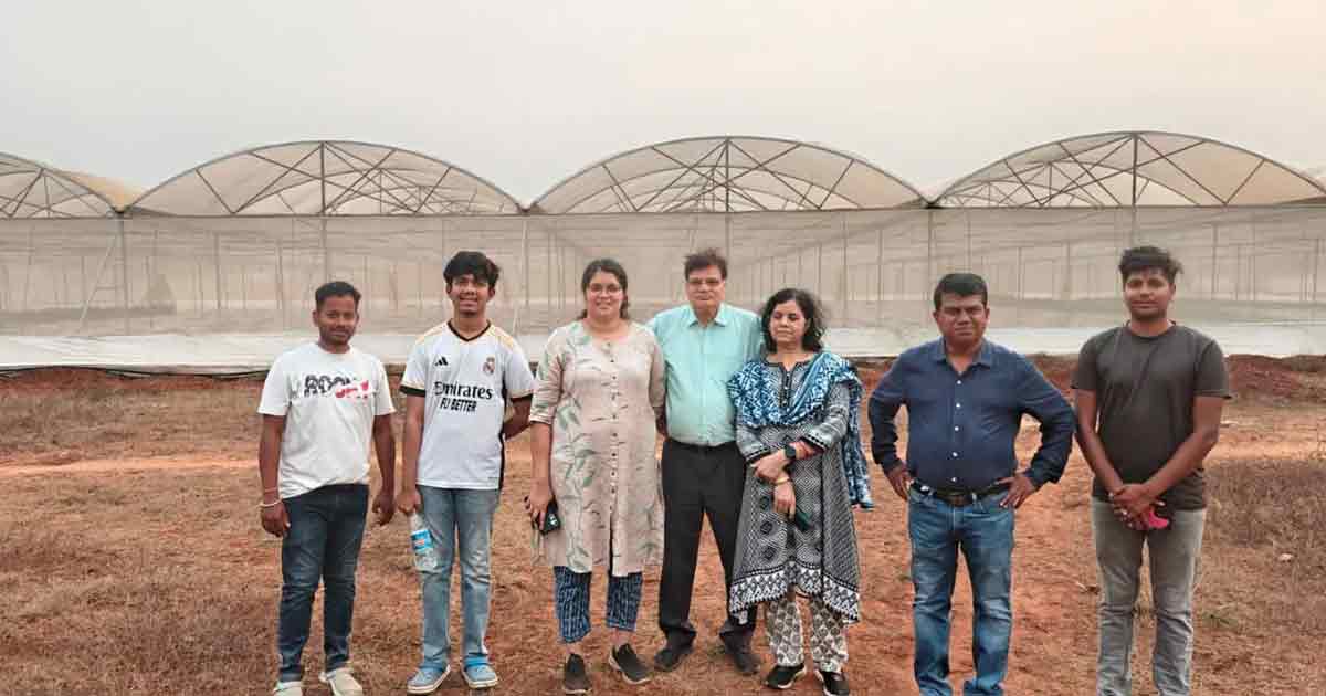 From Corporate Job to Crorepati Farmer: Vivekananda Mishra’s Agricultural Success

