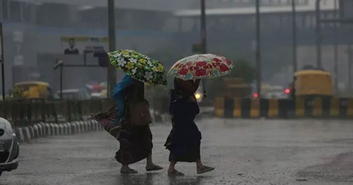 Mumbai Pummeled by Heavy Rain; Train Services Hit, Traffic Snarls Under Red Alert
