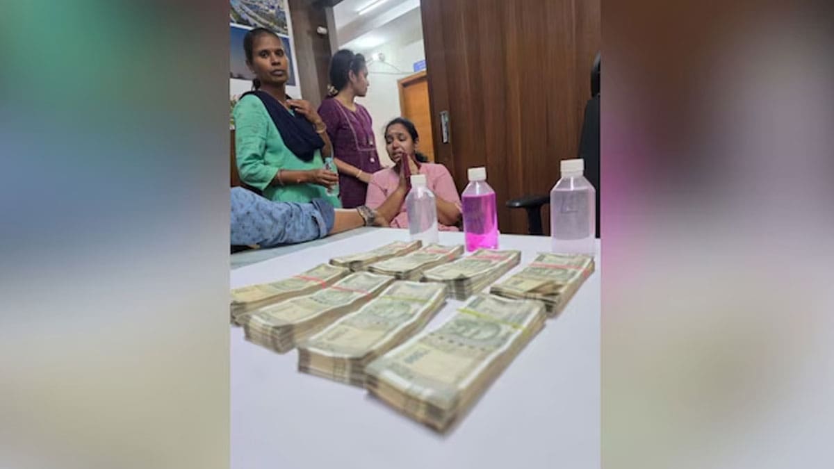 ACB arrested Officer for taking bribe 
