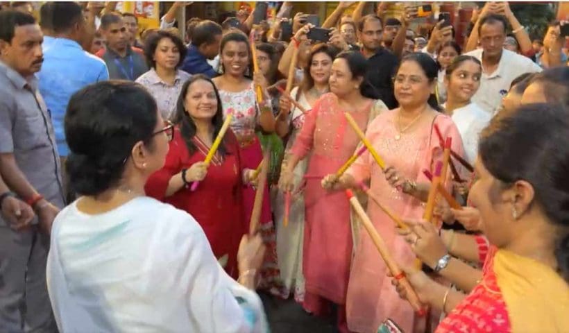 Durga Puja mamata