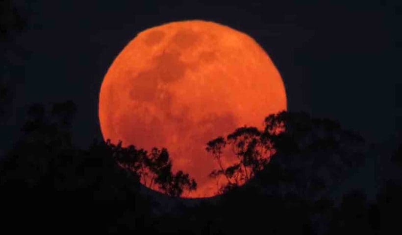 Supermoon