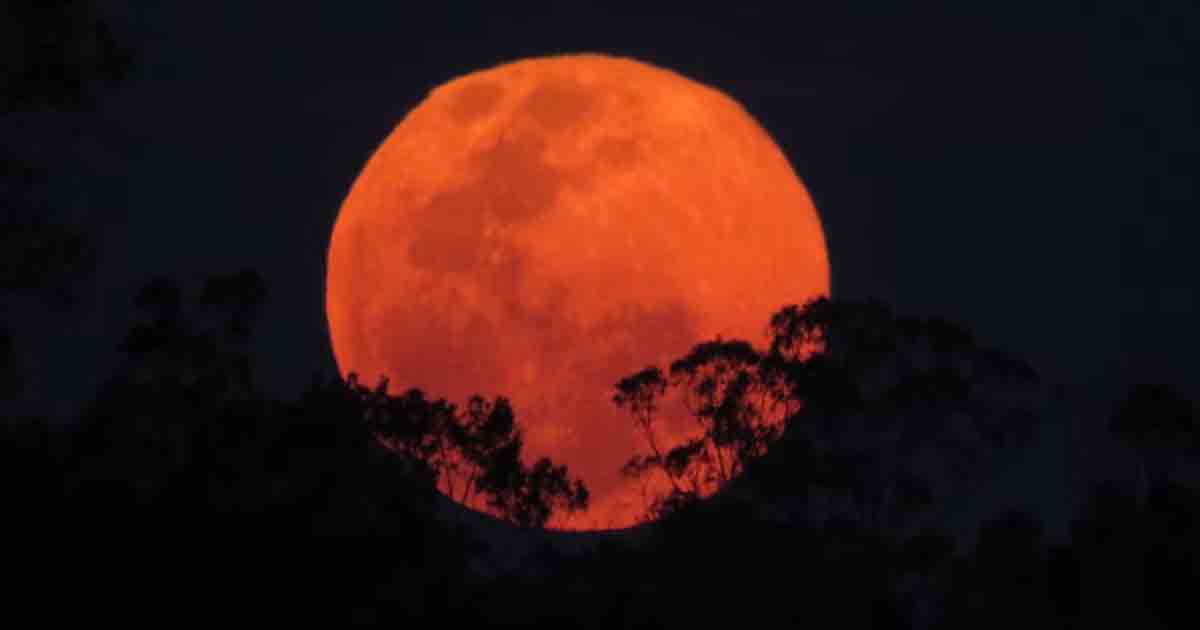 Supermoon