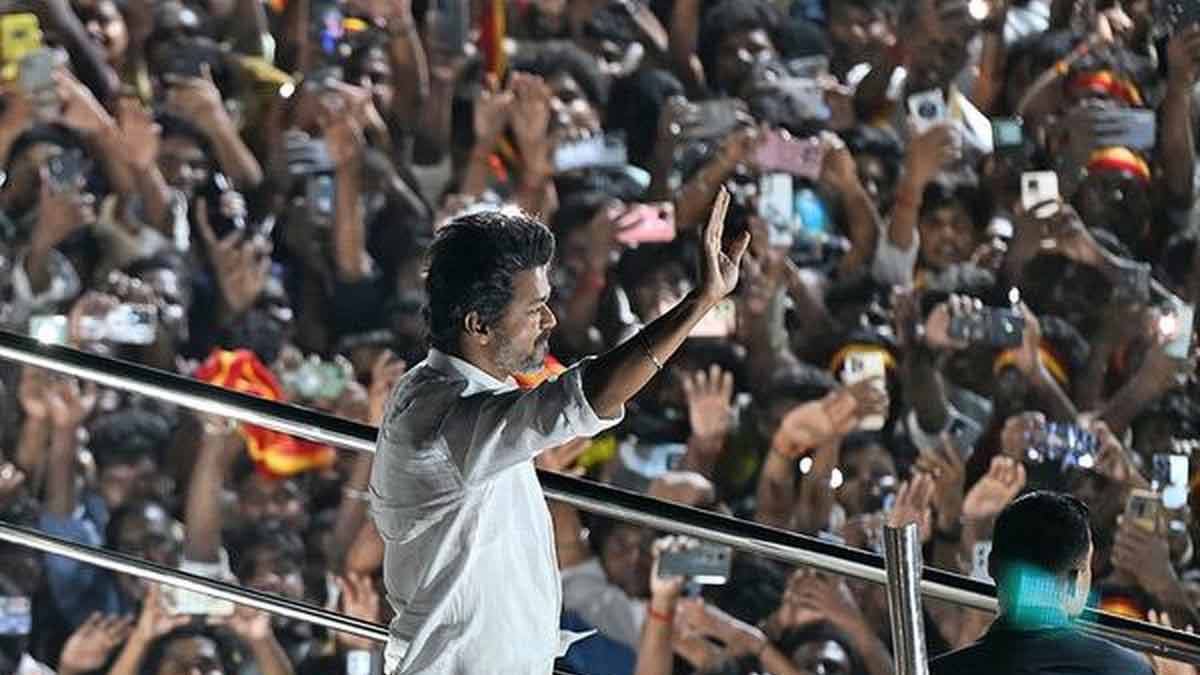 karur-stampede-cbi-investigation-supreme-court-monitoring-2025