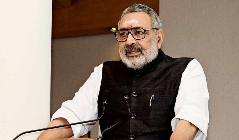 Giriraj Singh Points to Internal Congress Factions, Rahul Gandhi Silent on Leadership