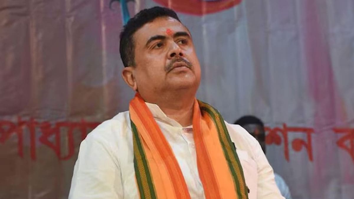 Suvendu Adhikari Extends a Hand of Compassion to the Grieving Dipu Das Family