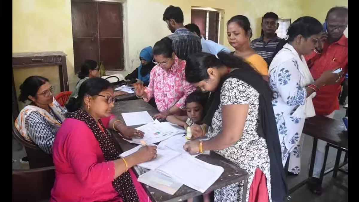 BLO in Howrah Seriously Ill Due to Pressure from SIR