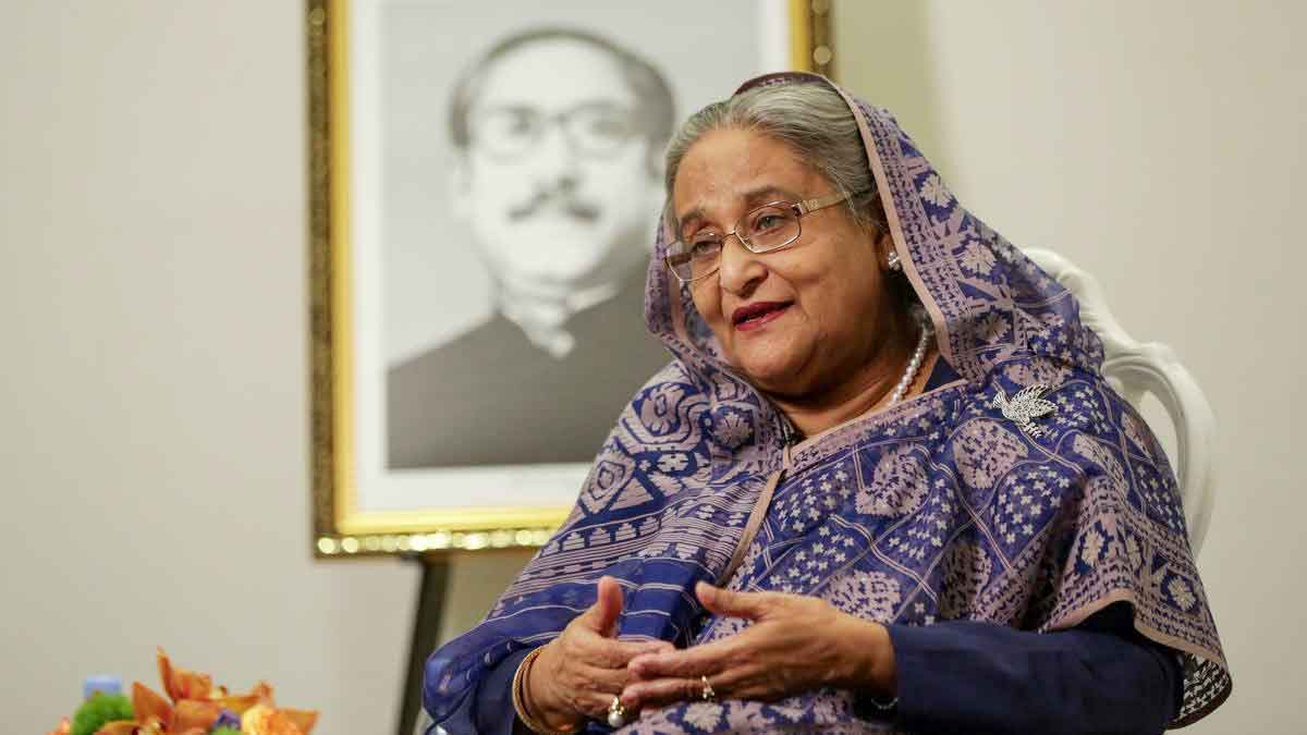 শেখ হাসিনার ভারতীয় সংবাদমাধ্যমে সাক্ষাৎকারে আপত্তি জানিয়ে ঢাকায় ভারতীয় ডেপুটি হাই কমিশনারকে তলব করল বাংলাদেশ পররাষ্ট্র মন্ত্রক। দিল্লির কূটনৈতিক মহলে বিস্ময়।