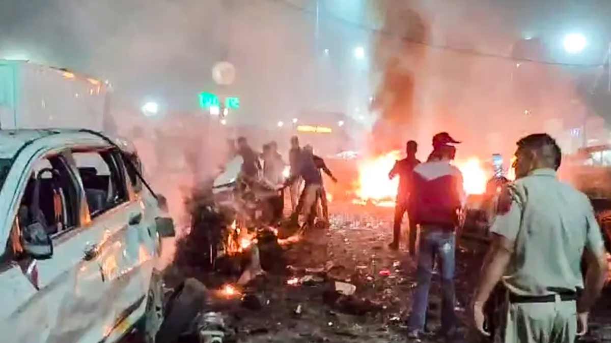 Bomb Threats Spread Panic Across Delhi, Police Heighten Security Measures