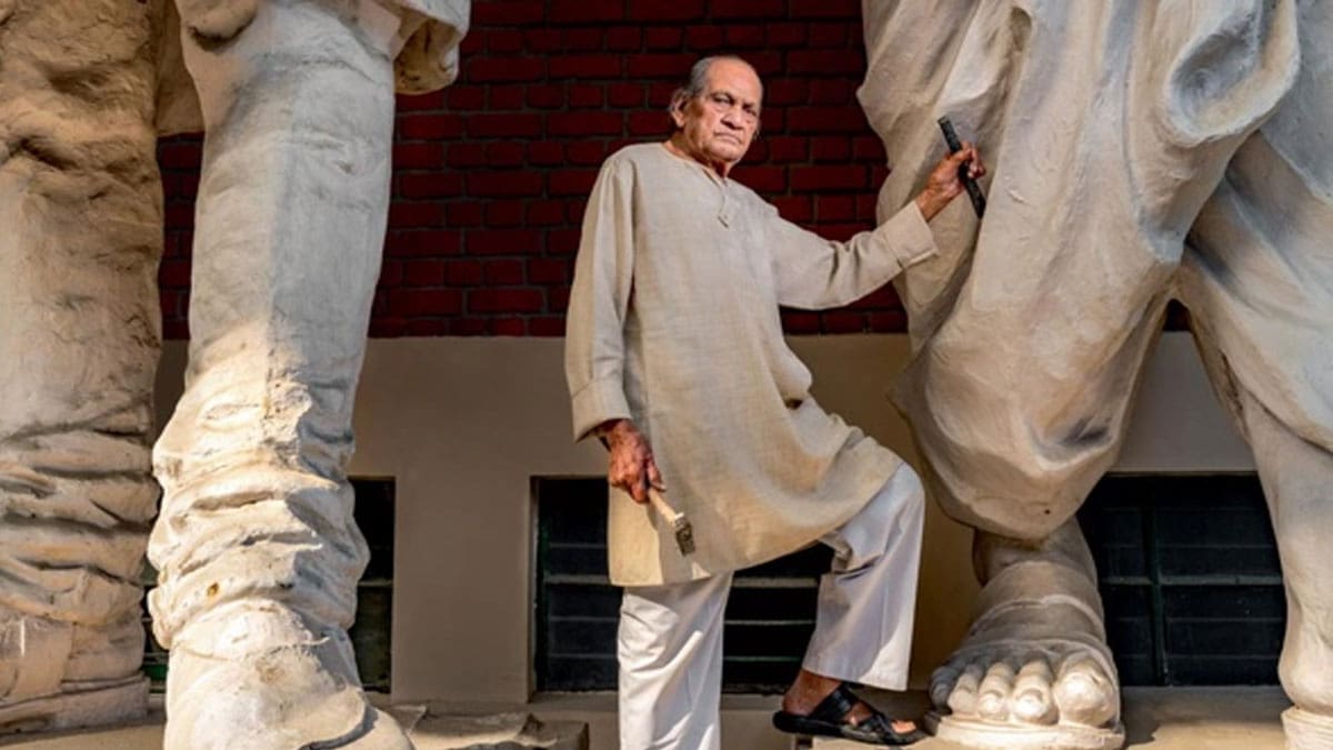 Acclaimed Artist Ram Sutar, Creator of India’s Tallest Statue, Dies