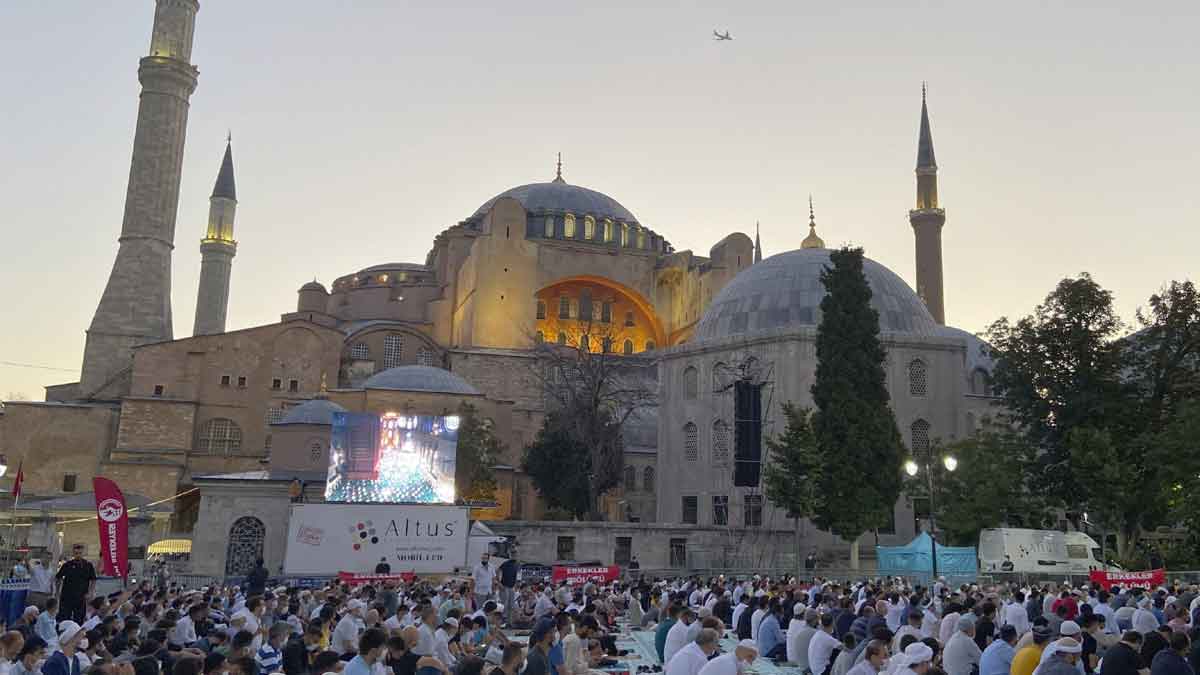 greece-athens-illegal-mosques-sweep-operation