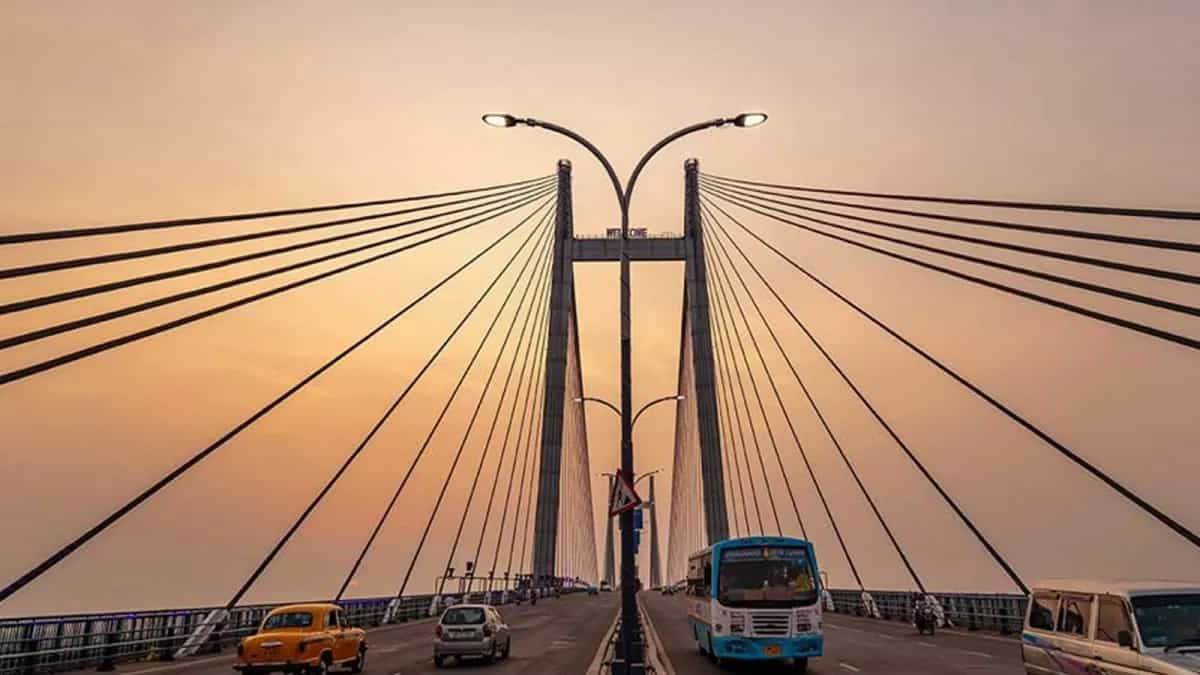 Vidyasagar Setu closure