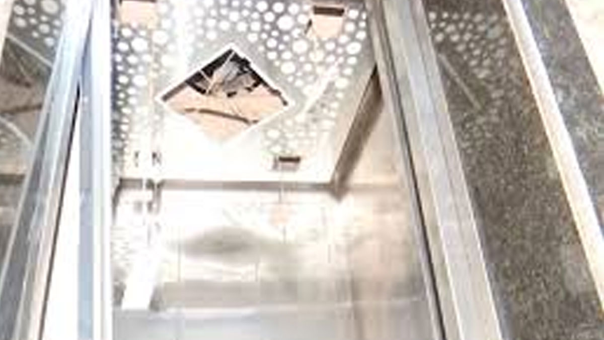 Mumbai Byculla lift collapse