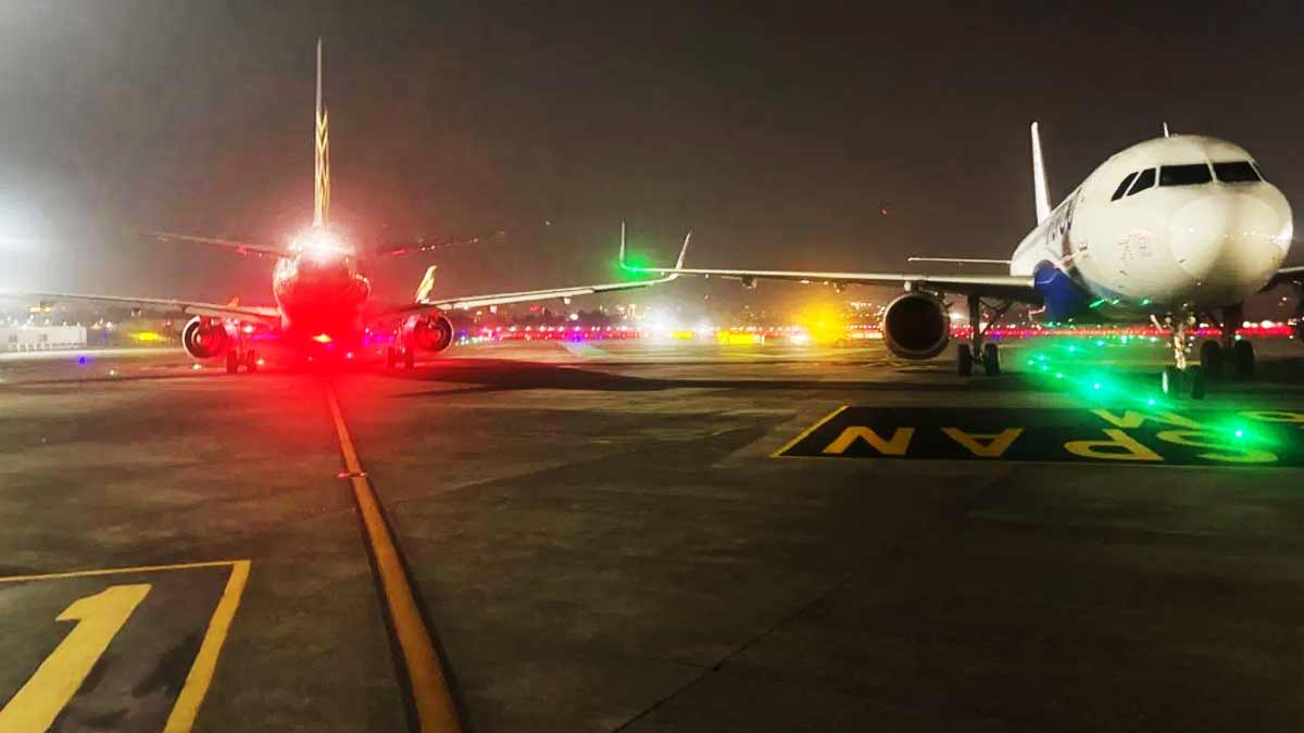 mumbai-airport-air-india-indigo-wing-collision