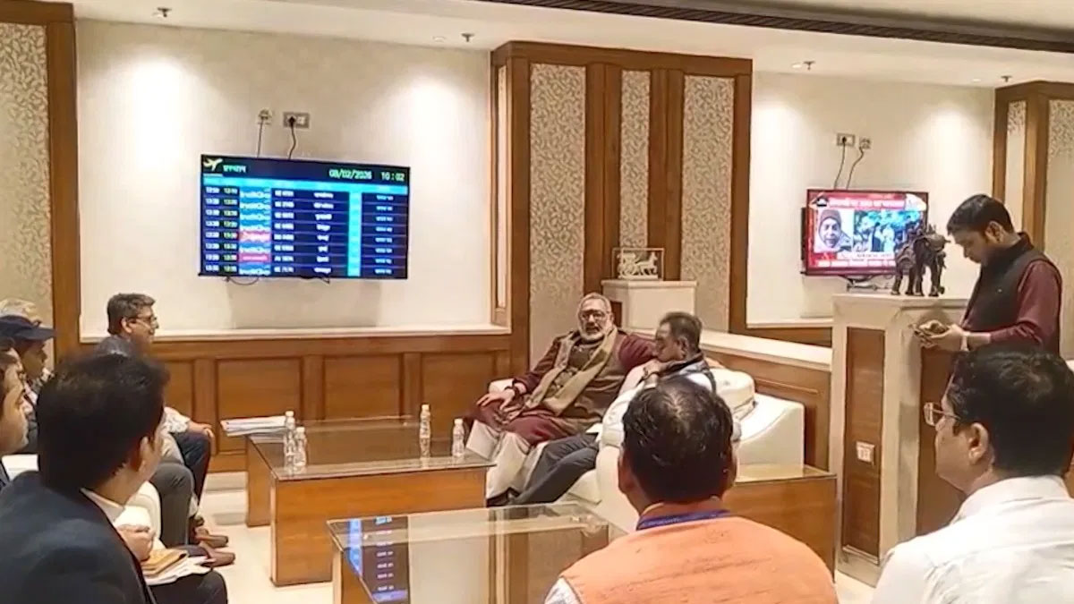 shamik Meets Union Minister for Crucial Discussion at Airport