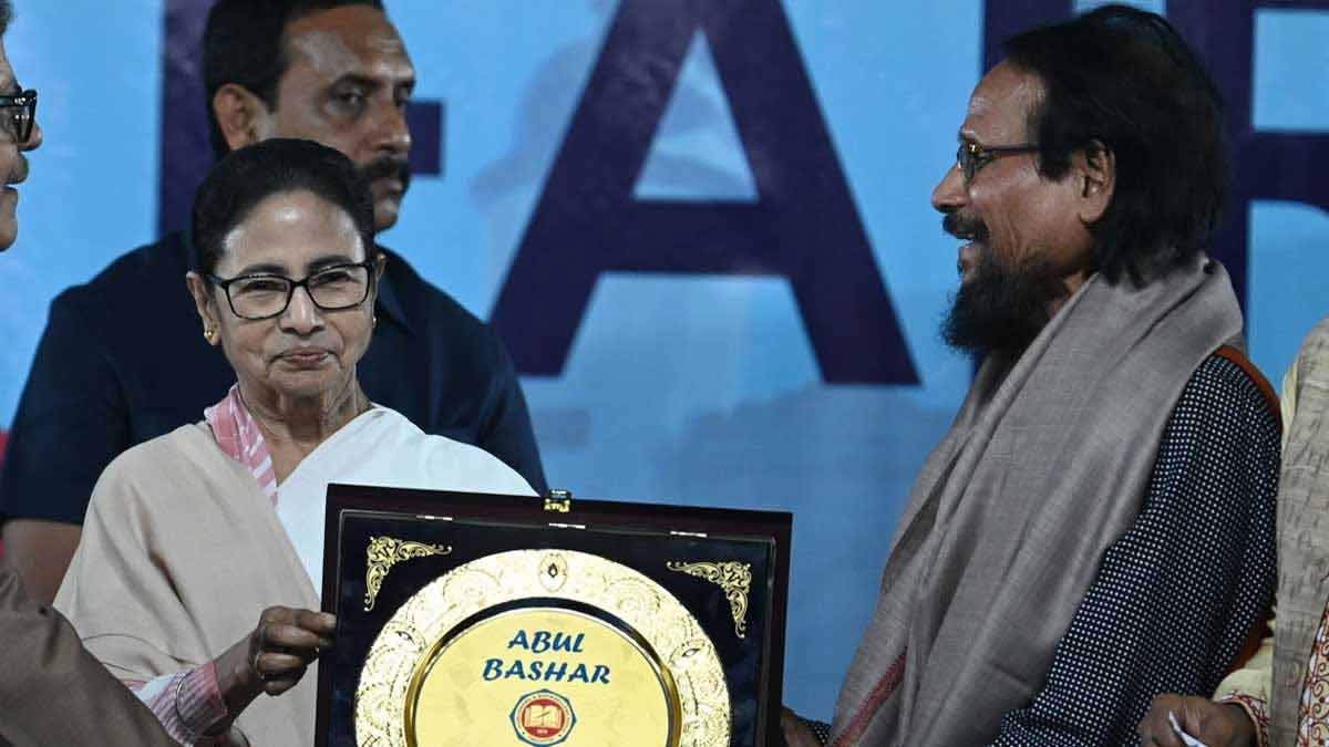taslima-nasrin-criticises-abul-bashar-mamata-comment