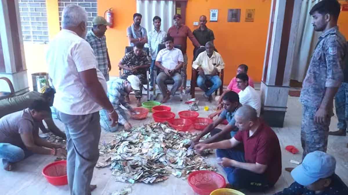 pakistani-currency-found-baidyanath-temple-donation-box-deoghar