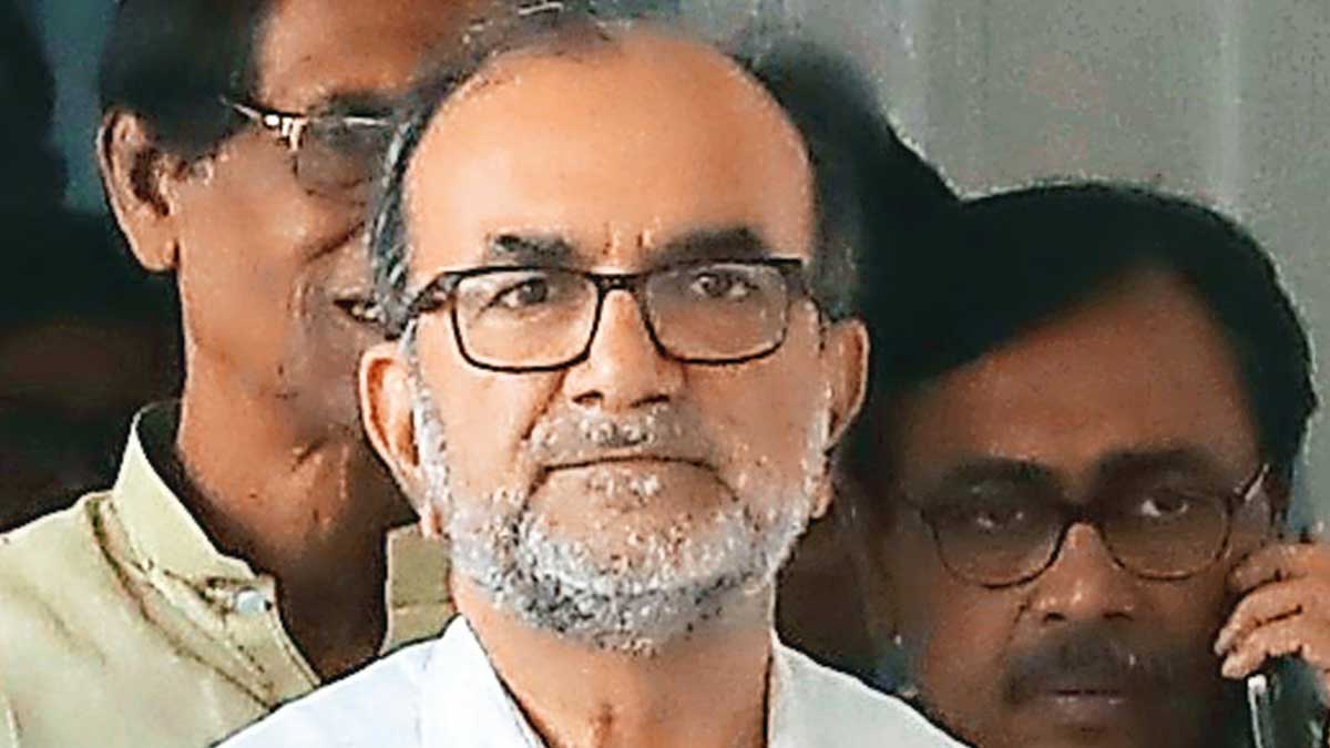 left-front-probable-candidates-bikash-ranjan-bhattacharya-jadavpur-dipsita-dhar-north-dumdum-bengal-election