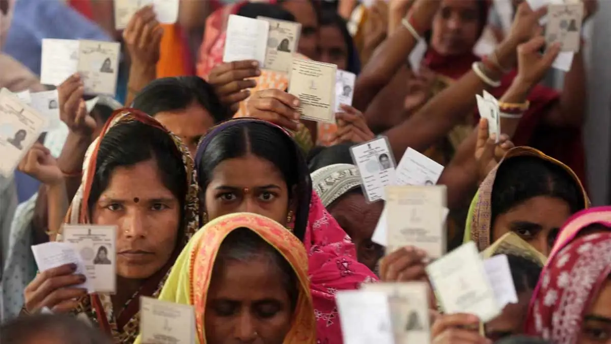sagarika-ghosh-slams-election-commission-late-night-reshuffle-west-bengal