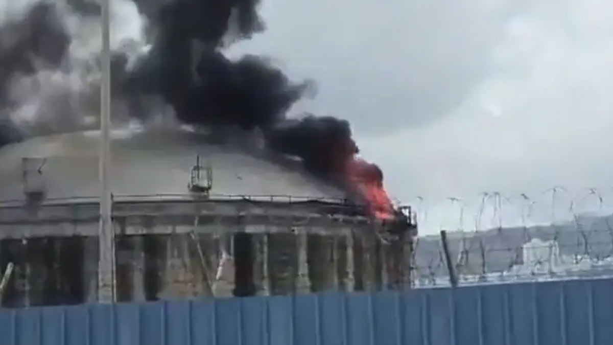 iran-hezbollah-attack-israel-bazan-refinery-haifa-fire