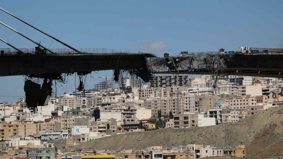 iran-bridge-airstrike-karaj-us-israel-conflict