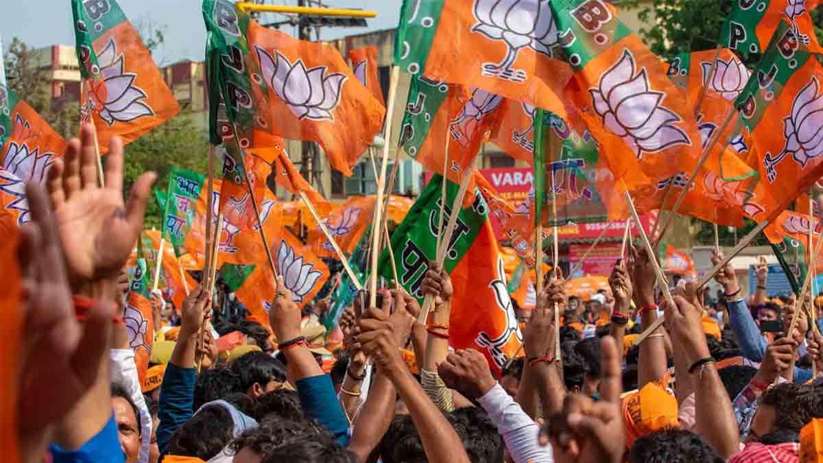 tmc-leaders-join-bjp-purulia-before-modi-rally