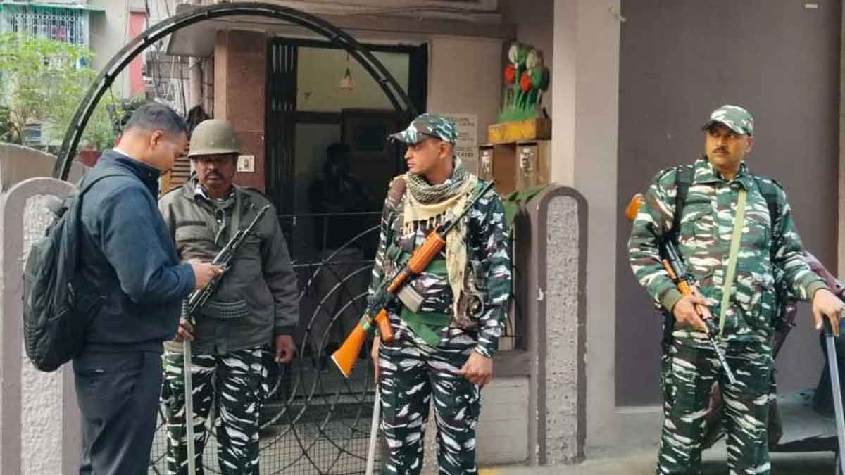 west-bengal-pds-scam-ed-raid-niranjan-chandra-saha