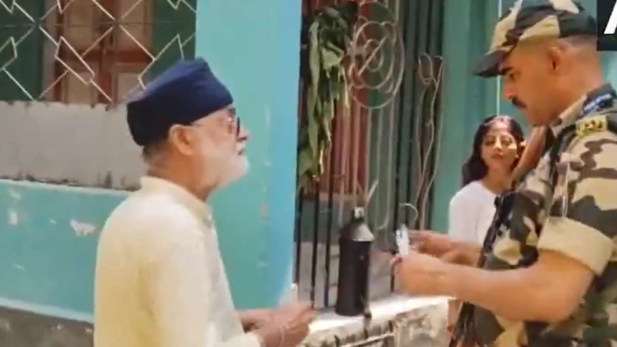 surinder-singh-arijit-singh-father-voting-jiaganj-election