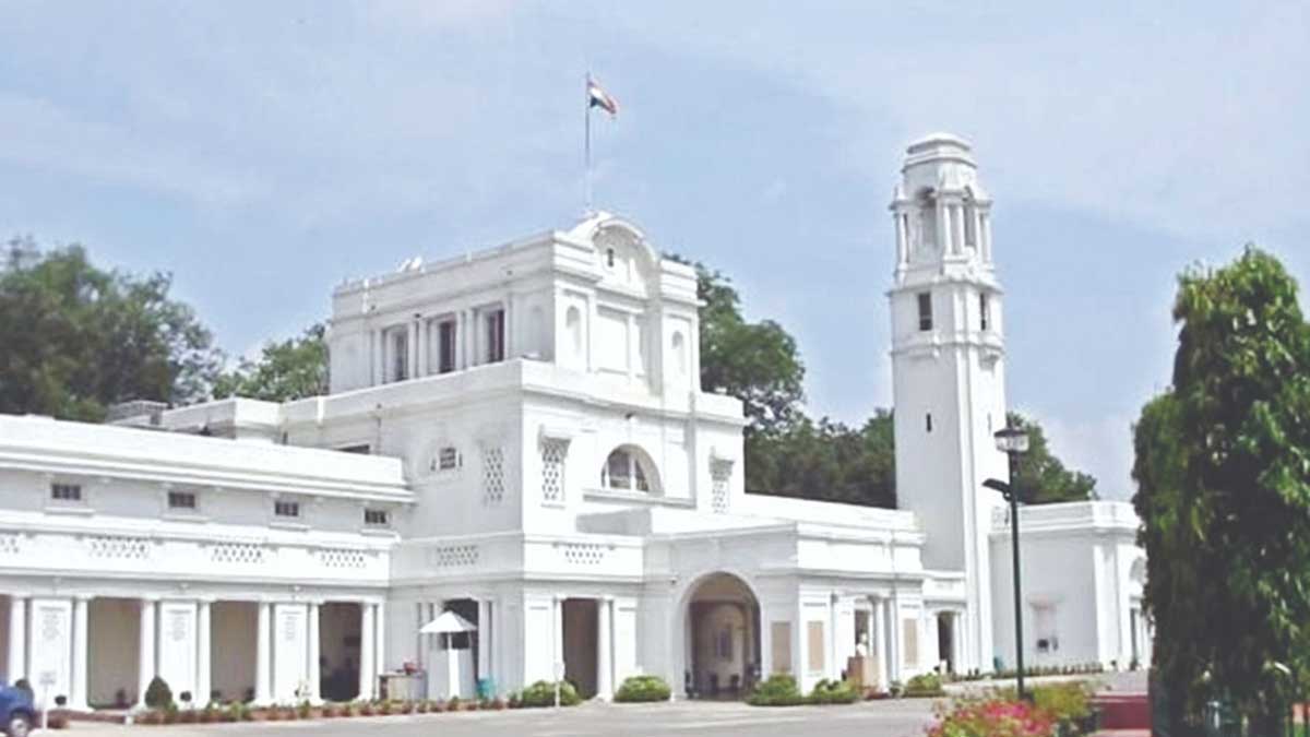 delhi-assembly-security-breach-masked-driver-suv