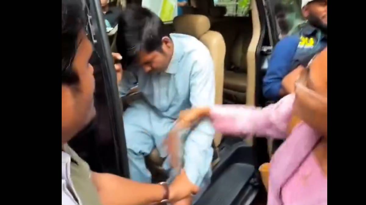 delhi-university-love-jihad-incident-bangladeshi-youth