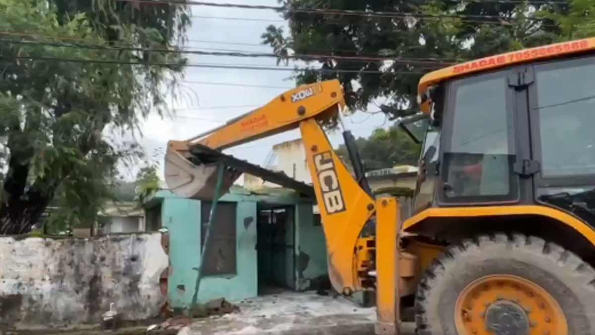 uttarakhand-illegal-mazar-demolition-pushkar-singh-dhami-543