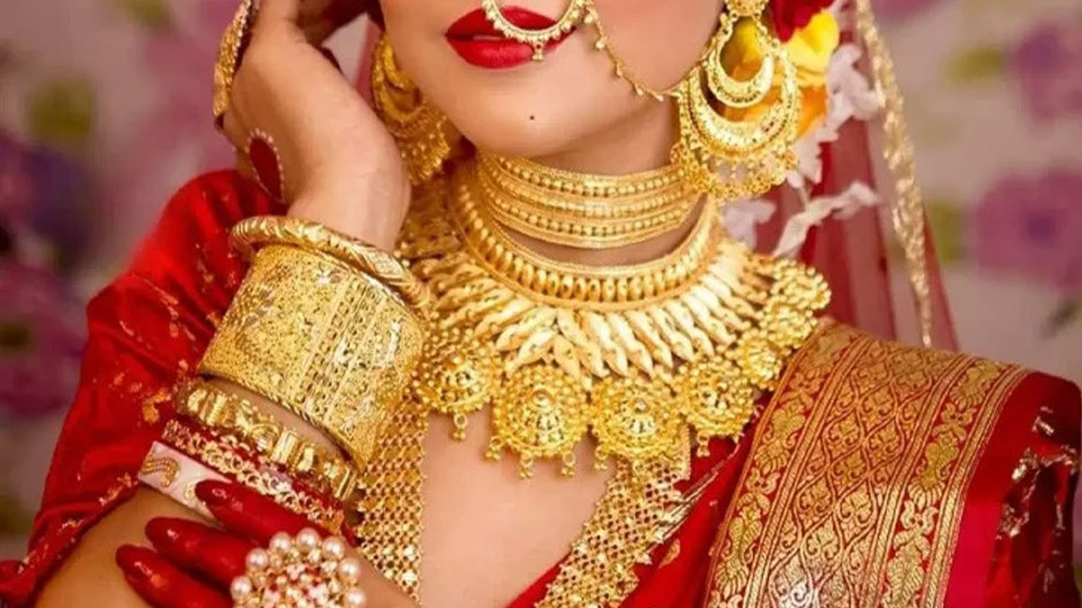 gold-market-crashes-at-the-start-of-the-month-todays-22-carat-rate-in-kolkata-revealed