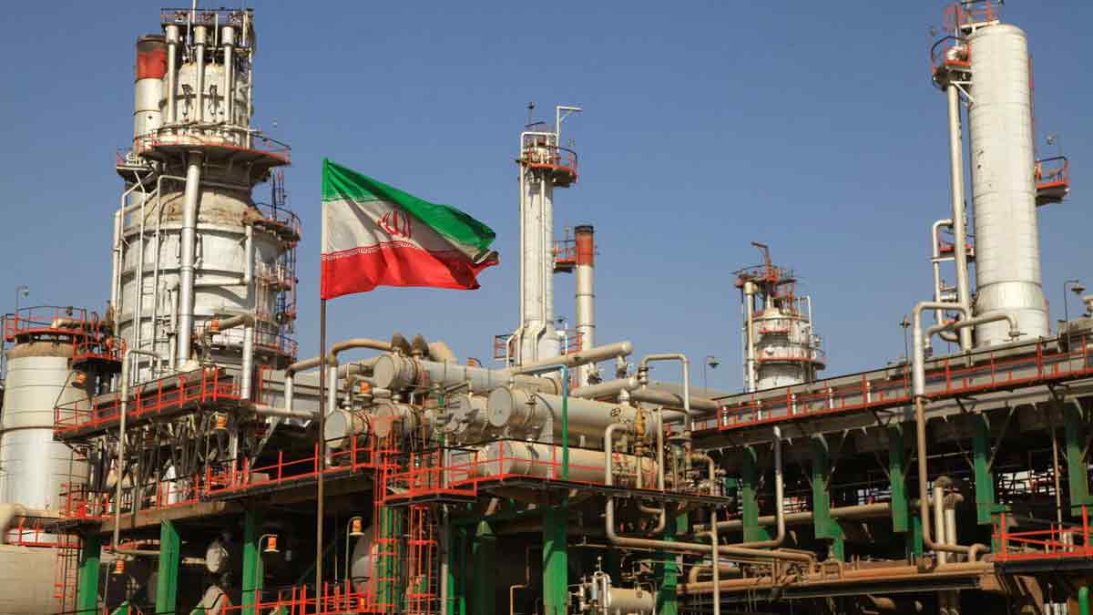 iran-oil-storage-crisis-us-sanctions-export-drop