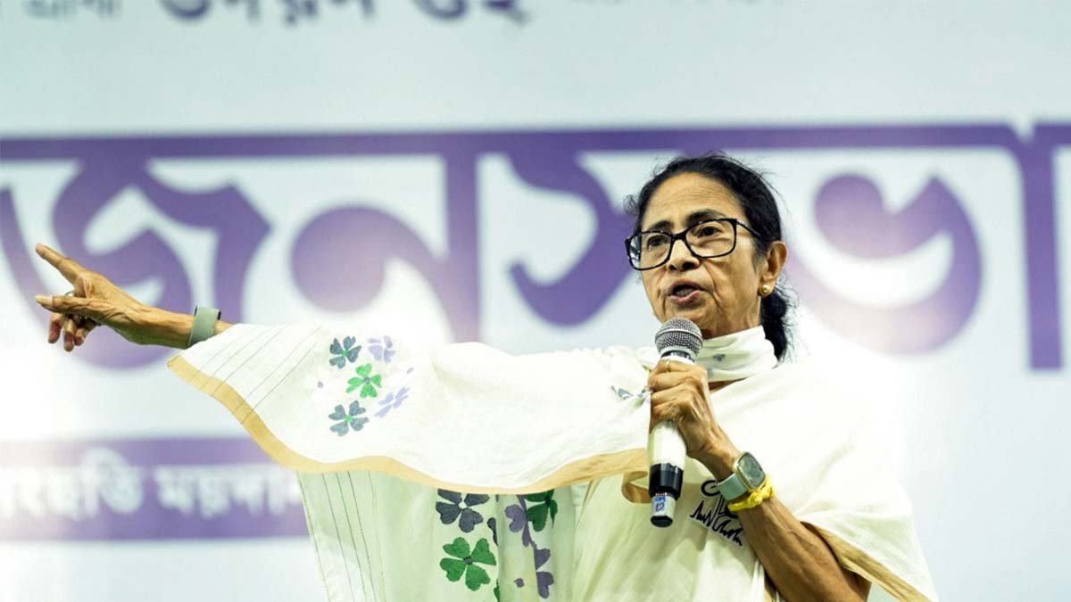 mamata-banerjee-haj-vote-nrc-controversy-amdanga-rally