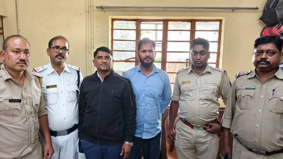mofakkarul-islam-kaliachak-violence-threats-magistrate-assault