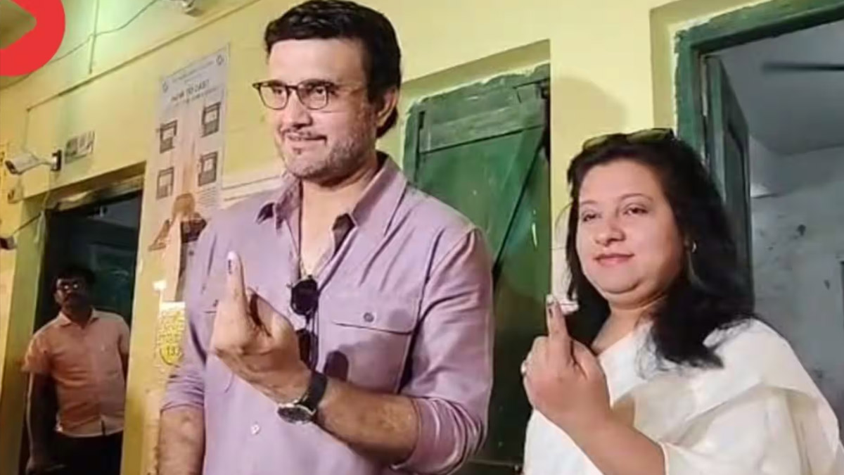 Sourav Ganguly casts vote in Behala