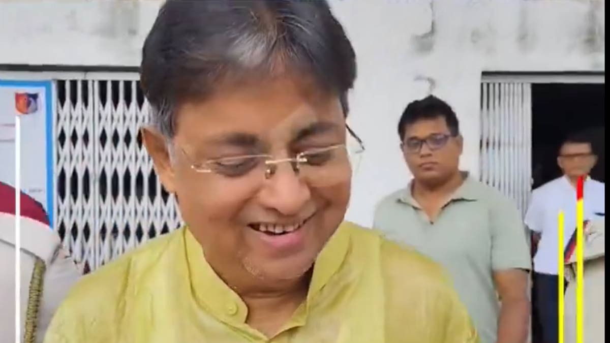 ajit-saha-cash-arms-recovery-machlandapur