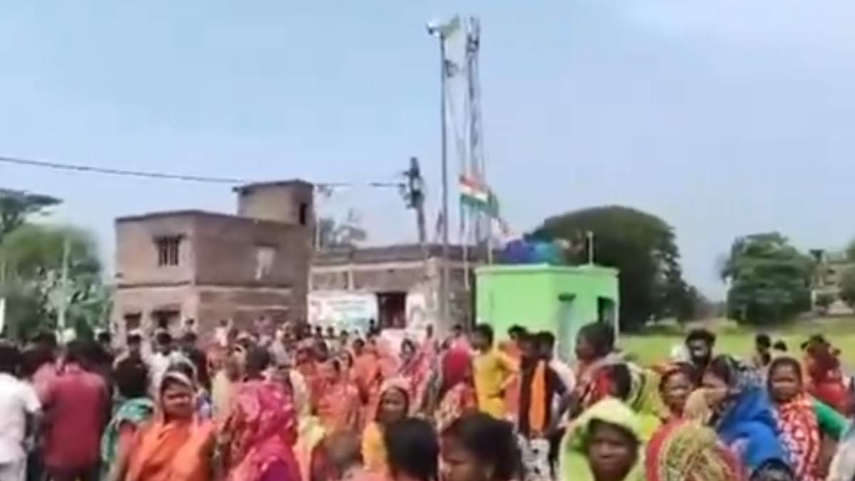 amta-cut-money-protest-gram-panchayat-leader-house-vandalised