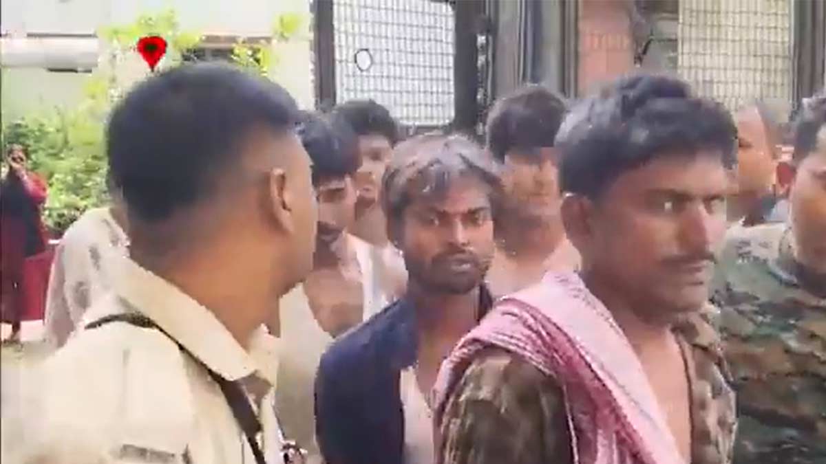 domkal-police-attack-azmat-sheikh-freed-by-mob-murshidabad