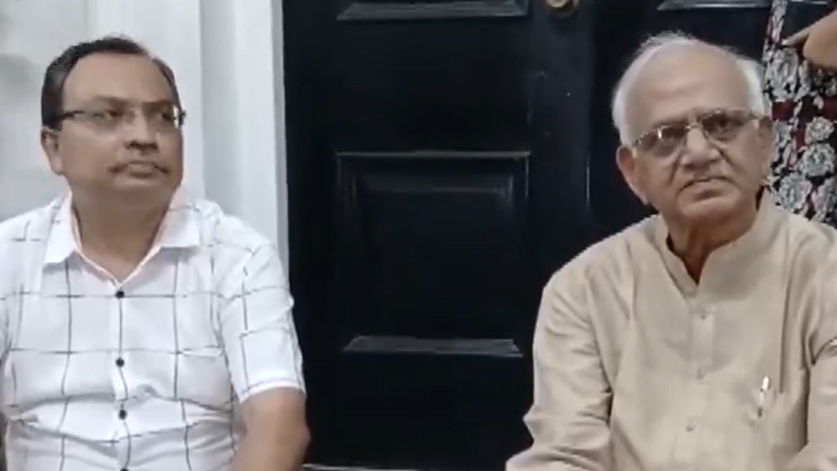 kunal-ghosh-protest-outside-speaker-chamber