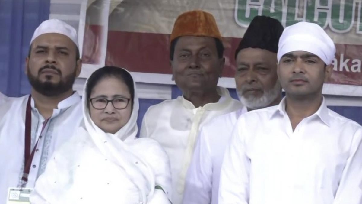 nazia-elahi-fir-mamata-khilafat-committee