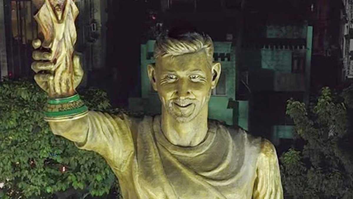 lake-town-messi-statue-removal-security-concerns-kolkata