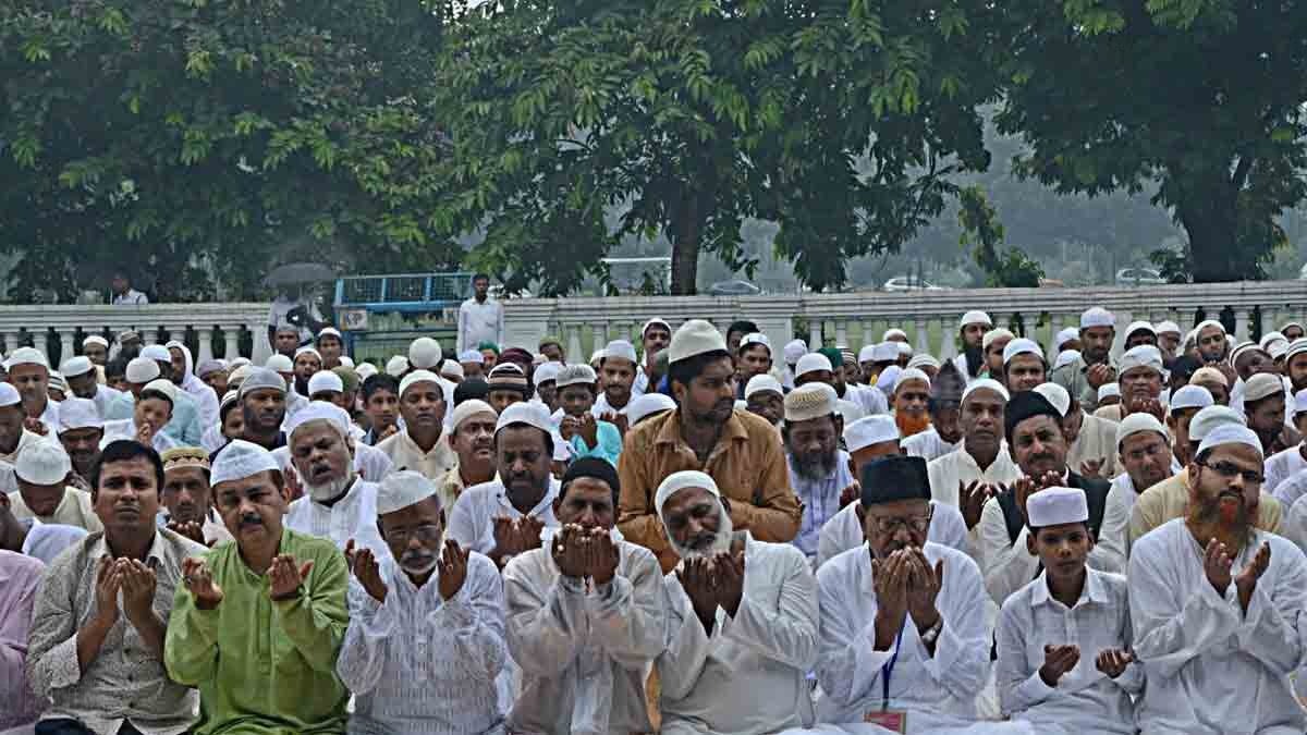 red-road-eid-namaz-shifted-to-brigade-parade-ground-kolkata