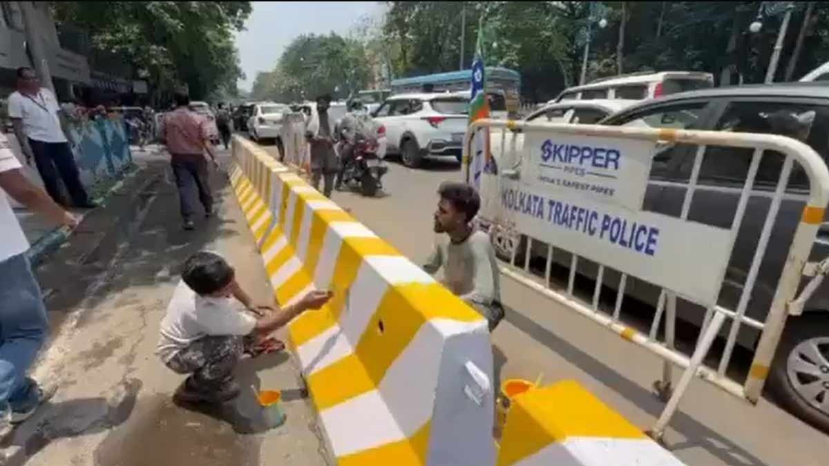 west-bengal-road-color-change-bjp-government